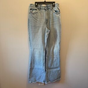 Abercrombie & Fitch Vintage Flare High Rise Curvy Love Jeans – Size 10 Long